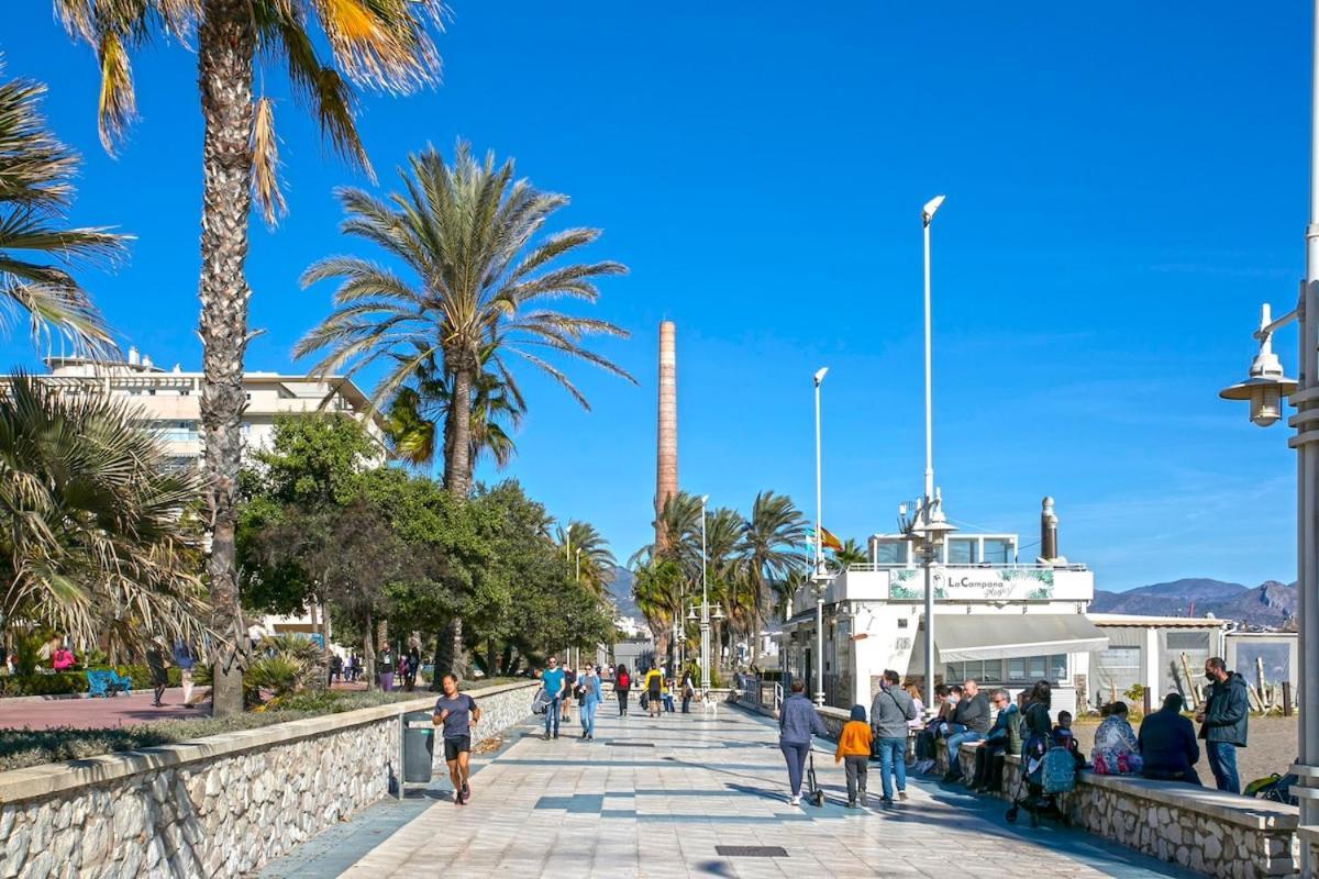 -Malagasunapts- West Beach Malaga Seafood & Relax Exterior photo